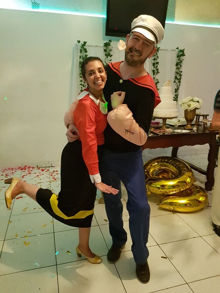 Casal Olivia Palito e Popeye Clientes