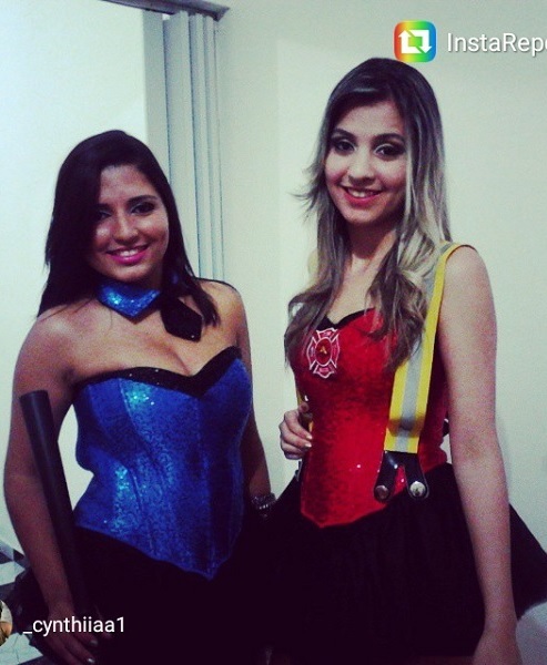 Policial Paet Titi e bombeira paet titi